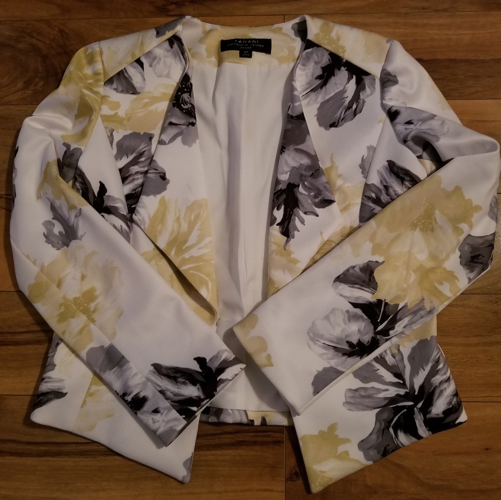 Tahari Yellow and Gray Floral Blazer